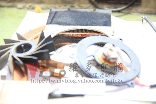 (筆電維修)華碩 ASUS W7S 割六畫面~畫面多格~畫面條紋亂碼~顯示卡過熱故障通病維修實例 (筆電維修)華碩 ASUS W7S 割六畫面~畫面多格~畫面條紋亂碼~顯示卡過熱故障通病維修實例