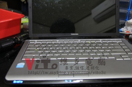 (筆電維修)東芝 TOSHIBA Satellite M200 電源無法開機~電池可開機~不定時當機~無法開機維修實例
