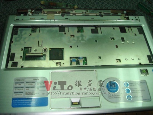 (筆電維修)華碩 ASUS F8S 不過電~沒燈號~開機沒反應維修實例