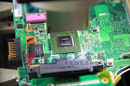 (筆電維修)華碩 ASUS F9S 開機有聲沒影~無畫面顯示~顯卡故障通病~升級溫控型顯卡GPU維修實例 (筆電維修)華碩 ASUS F9S 開機有聲沒影~無畫面顯示~顯卡故障通病~升級溫控型顯卡GPU維修實例