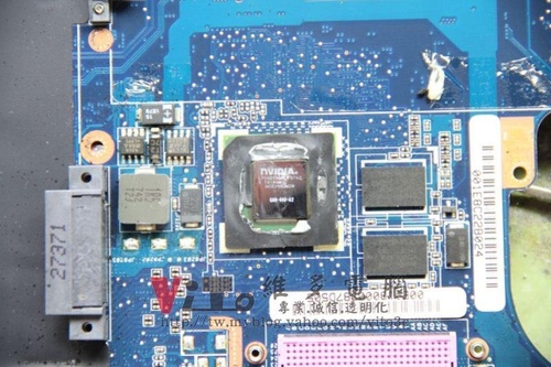 (筆電維修)華碩 ASUS W7S 顯卡故障導致畫面六分割~且時好時壞維修實例 (筆電維修)華碩 ASUS W7S 顯卡故障導致畫面六分割~且時好時壞維修實例