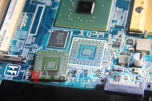 (筆電維修)新力 SONY VGN-C25T (PCG-6R9P) GO7400顯卡過熱破圖~顯卡故障升級溫控型GPU維修實例