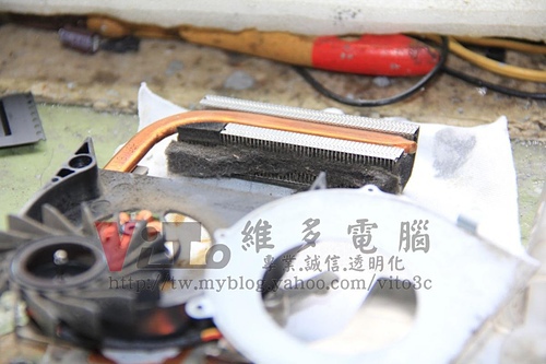 (筆電維修)宏碁 ACER ASPIRE 4736ZG 不定時關機~開機畫面全黑~開機沒影像~無法開機~CPU核心供電異常維修實例