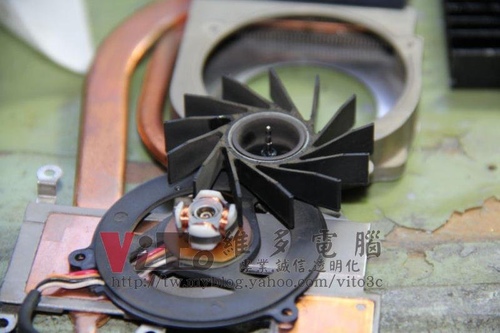 (筆電維修)華碩 ASUS W7J 開機白畫面~畫面線條~顯卡故障維修實例 (筆電維修)華碩 ASUS W7J 開機白畫面~畫面線條~顯卡故障維修實例