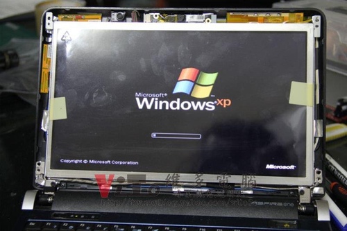 (筆電面板維修)ACER ASPIRE ONE KAV10 面板破裂更換維修實例
