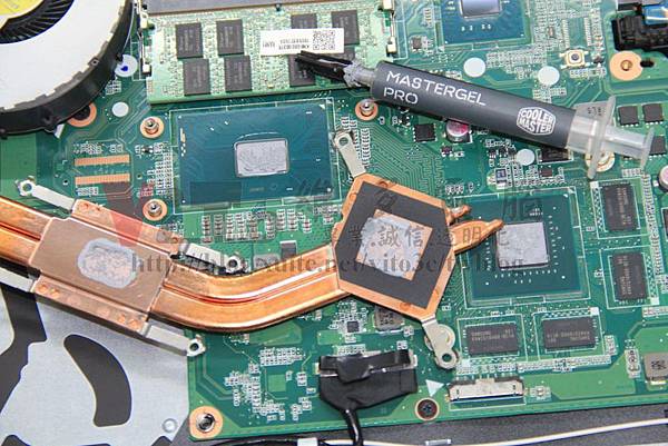 ACER Aspire V15 V5-591G-586G 更換散熱膏
