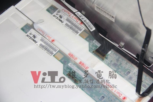 (筆電維修)華碩 ASUS A42J 面板破裂更換維修實例