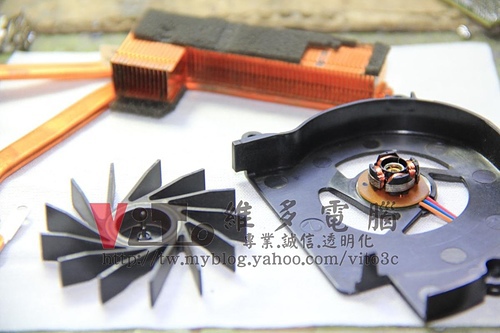 (筆電維修)新力 VAIO VGN-FZ35T(PCG-3A2T) 作業系統中破圖~顯示卡過熱故障~更換升級2011年生產週期的改良晶片維修實例