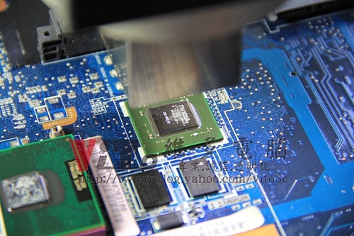 (筆電維修)華碩 ASUS W7S 顯示卡過熱通病~開機畫面異常~更換升級2012年生產週期改良型顯示卡晶片維修實例 (筆電維修)華碩 ASUS W7S 顯示卡過熱通病~開機畫面異常~更換升級2012年生產週期改良型顯示卡晶片維修實例