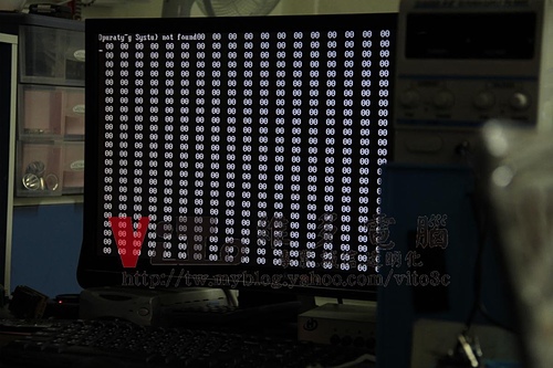 (筆電維修)康柏 COMPAQ DV6000(DV6215TX) 畫面反白變色~螢幕顯示異常~外接VGA顯示亂碼~顯卡故障通病維修實例