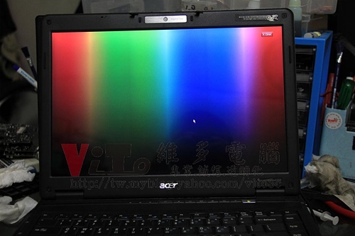 (筆電維修)宏碁 ACER TM4330 畫面閃爍~螢幕不定時閃爍~面板故障維修實例