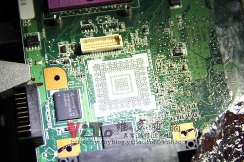 (筆電維修)華碩 ASUS F6S 畫面分格~畫面顯示六分割~9300M G顯卡故障維修實例 (筆電維修)華碩 ASUS F6S 畫面分格~畫面顯示六分割~9300M G顯卡故障維修實例