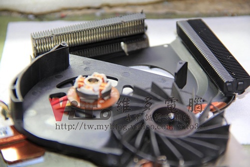 (筆電維修)康柏 COMPAQ DV6000(DV6215TX) 畫面反白變色~螢幕顯示異常~外接VGA顯示亂碼~顯卡故障通病維修實例