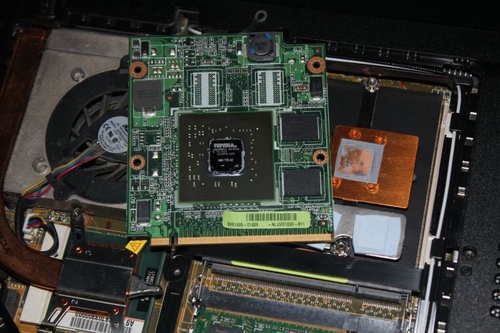 (筆電維修)華碩 ASUS F8S 顯卡破圖~畫面偏移~無法進作業系統維修實例