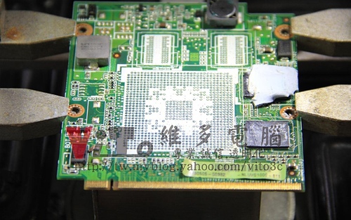 (筆電維修)華碩 ASUS F8SG 獨立顯卡過熱故障~開機沒畫面~有開機音~有背光~沒畫面顯示~顯卡升級維修實例 (筆電維修)華碩 ASUS F8SG 獨立顯卡過熱故障~開機沒畫面~有開機音~有背光~沒畫面顯示~顯卡升級維修實例