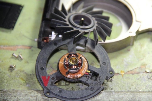 (筆電維修)惠普 HP DV2500 開機燈有亮~沒畫面顯示~開機黑屏~無法開機維修實例