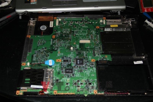 (筆電維修)宏碁 ACER EXTENSA 2603喝飲料~換主機板
