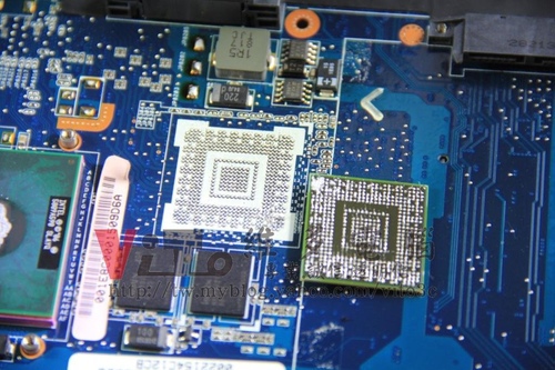 (筆電維修)華碩 ASUS W7SG 顯卡9300MG過熱故障~開機花屏或無畫面~升級溫控型顯卡維修實例