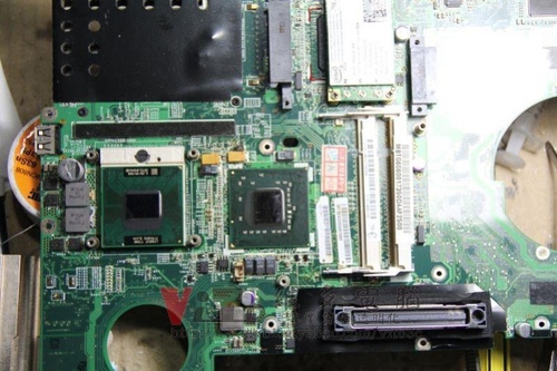 (筆電維修)宏碁ACER TravelMate6292 常常藍底白字維修