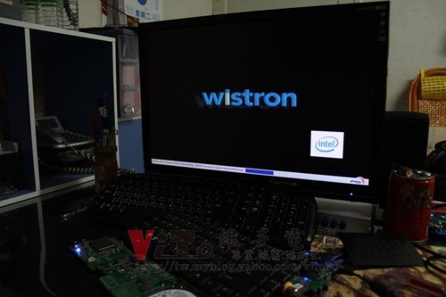(筆電維修)聯想LENOVO代工 朝陽E390 開機條紋破圖維修實例