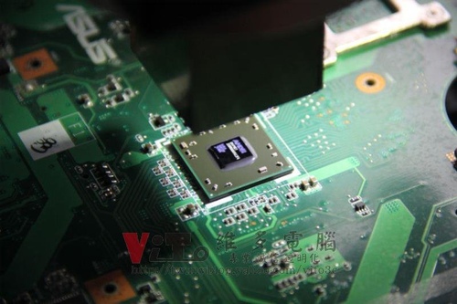 (筆電維修)華碩 ASUS Z53U 作業系統中當機~藍底白字~開機斷電~無法開機維修實例