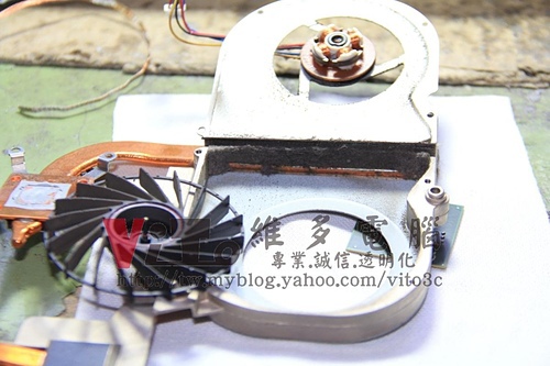 (筆電維修)華碩 ASUS F80S 畫面線條顯示異常~顯卡破圖雪花~作業喜桶中黑屏當機顯卡故障維修實例 (筆電維修)華碩 ASUS F80S 畫面線條顯示異常~顯卡破圖雪花~作業喜桶中黑屏當機顯卡故障維修實例