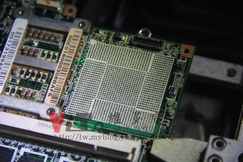 (筆電維修)華碩 ASUS U5F 開機後電源燈亮~但沒畫面顯示~開機黑屏~無法開機維修實例