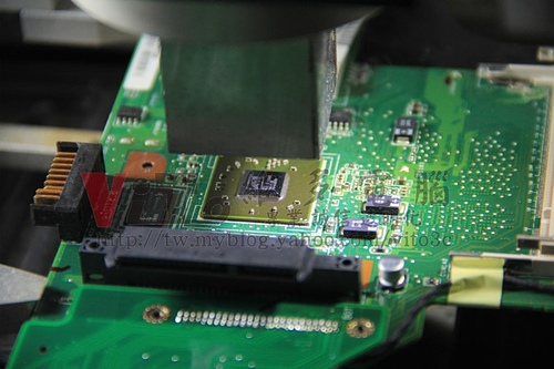 (筆電維修)華碩ASUS F6VE 顯卡故障沒畫面~開機沒畫面~無法開機~ATI顯卡維修實例