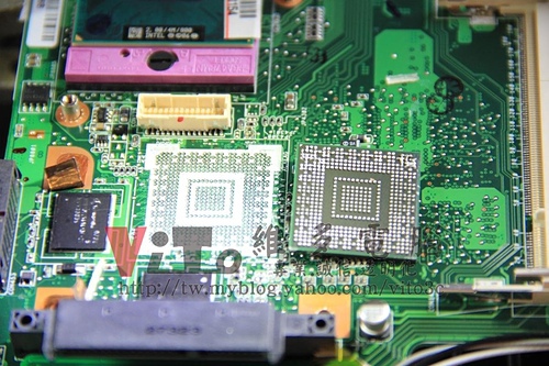 (筆電維修)華碩 ASUS F9S 開機有聲沒影~無畫面顯示~顯卡故障通病~升級溫控型顯卡GPU維修實例 (筆電維修)華碩 ASUS F9S 開機有聲沒影~無畫面顯示~顯卡故障通病~升級溫控型顯卡GPU維修實例
