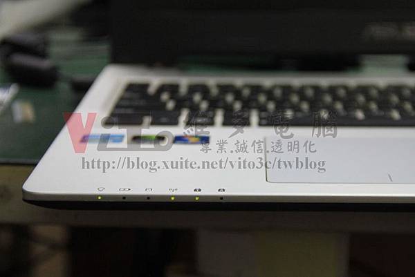 ASUS K56CM 電源燈亮 但沒畫面顯示