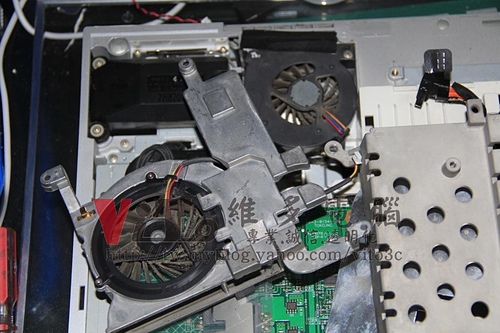 (AIO電腦維修)新力 SONY VAIO PCG-281L 顯卡故障出現線條~開機彩色線條~畫面顯示異常~開機沒畫面~NVIDIA顯卡故障通病維修實例