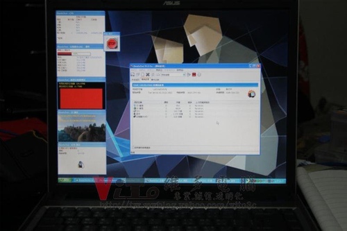 (筆電維修)華碩 ASUS V6800V (V6000 V6V) 畫面顯示異常~作業系統條紋破圖維修實例 (筆電維修)華碩 ASUS V6800V (V6000 V6V) 畫面顯示異常~作業系統條紋破圖維修實例