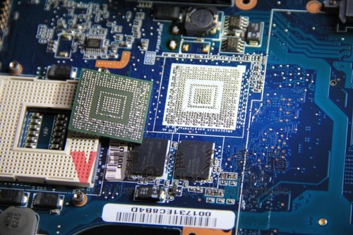 (筆電維修)華碩 ASUS W7J 開機白畫面~開機有開機音效~畫面變白有線條~GO7400顯卡過熱通病維修實例
