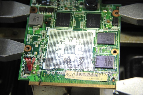 (筆電維修)華碩 ASUS F8SN 開機沒畫面~開機黑屏~黑畫面不能開機~顯示卡故障通病維修實例 (筆電維修)華碩 ASUS F8SN 開機沒畫面~開機黑屏~黑畫面不能開機~顯示卡故障通病維修實例