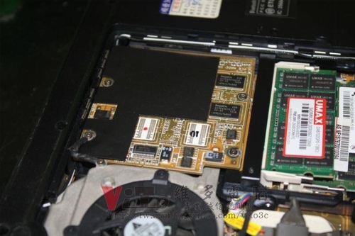 (筆電維修)華碩 ASUS A8D 有開機聲~但沒畫面顯示維修實例