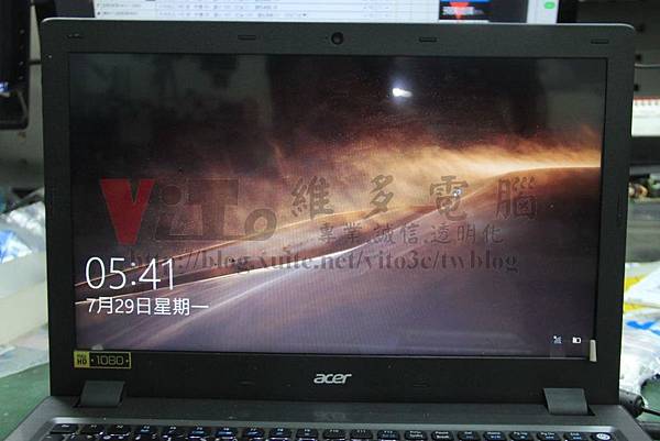 ACER Aspire V15 V5-591G-586G 開機測試畫面