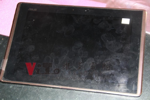 (平板電腦維修)華碩 ASUS TF101 面板及觸控板破裂更換維修實例