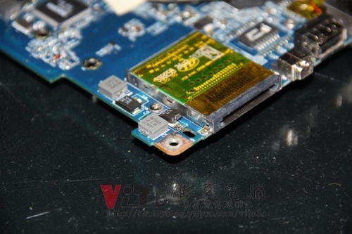 (筆電維修)聯想 LENOVO Y410 不過電~無法開機維修實例(壞很大)