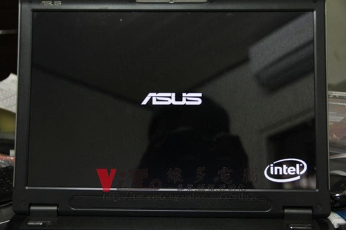 (筆電維修)華碩 ASUS W7S (花花) 開機顯示時好時壞~顯卡故障導致畫面分割~維修實例