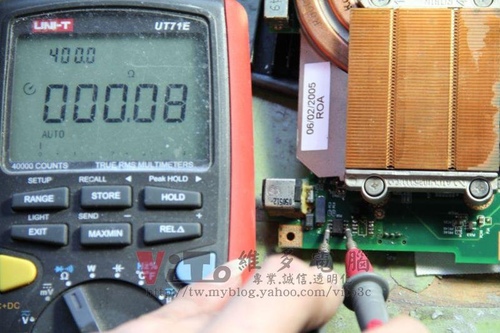 (筆電維修)東芝 TOSHIBA A75-S125 按開機鍵後電源燈閃爍~主機板短路維修實例 (筆電維修)東芝 TOSHIBA A75-S125 按開機鍵後電源燈閃爍~主機板短路維修實例