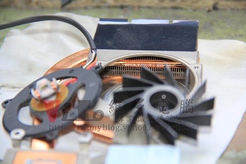 (筆電維修)華碩 ASUS W7S 開機白畫面~漸漸變咖啡色~有線條產生~顯示卡故障通病維修實例