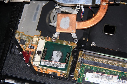(筆電維修)華碩 ASUS F8SN 開機沒畫面~開機黑屏~黑畫面不能開機~顯示卡故障通病維修實例 (筆電維修)華碩 ASUS F8SN 開機沒畫面~開機黑屏~黑畫面不能開機~顯示卡故障通病維修實例