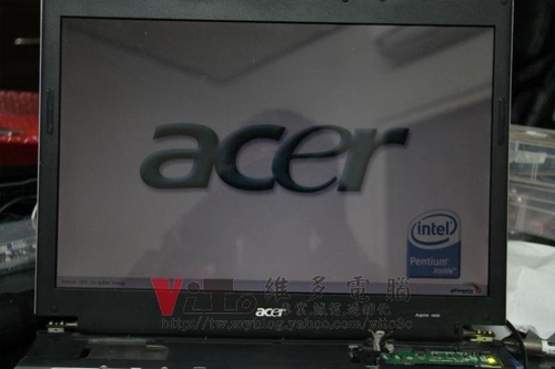 (筆電維修)宏碁 ACER ASPIRE 1650 無法進作業系統~藍底白字重開機維修實例