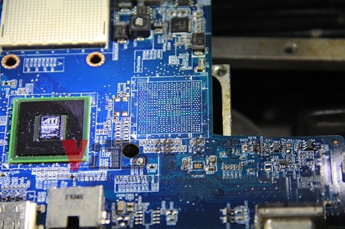 (筆電維修)康柏 COMPAQ CQ40-326AX 過熱當機~不定時當機~常常自動關機~開機黑畫面~北橋故障維修實例 (筆電維修)康柏 COMPAQ CQ40-326AX 過熱當機~不定時當機~常常自動關機~開機黑畫面~北橋故障維修實例