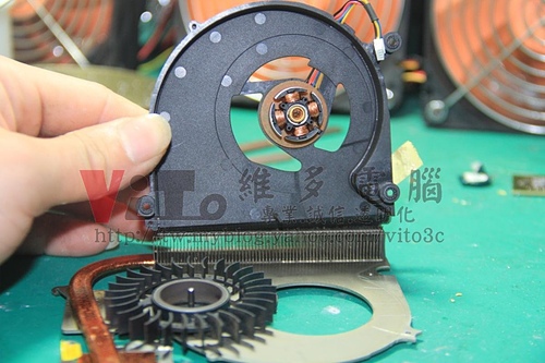 (筆電維修)華碩 ASUS K50I (K50ID) 常常當機~自動關機~藍底白字重開機~主機板供電異常維修實例(散熱器改裝標準流程)