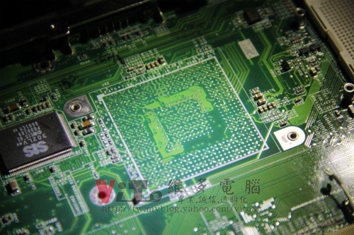 (筆電維修)華碩 ASUS A6U 開機畫面顯示異常~開機斷電維修實例