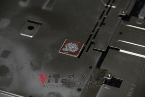 (筆電維修)華碩 ASUS Z53U 作業系統中當機~藍底白字~開機斷電~無法開機維修實例