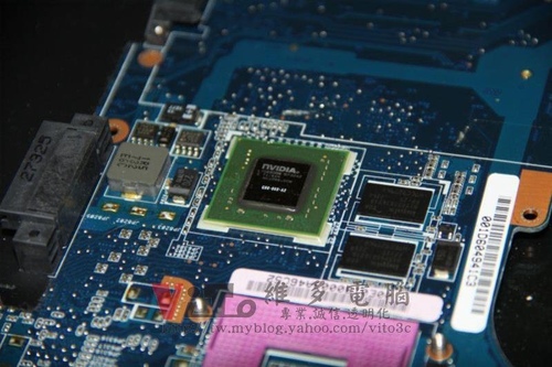 (筆電維修)華碩 ASUS W7S 畫面異常~開機六宮格維修實例