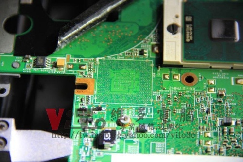 (筆電維修)惠普 HP Pavilion DV2000(DV2603TX) 開機綠色線條~顯卡故障六畫面分割~NVIDIA顯卡故障通病維修實例