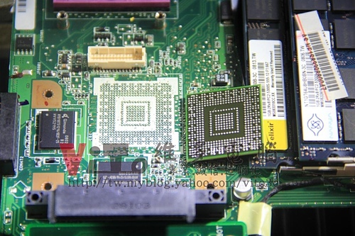 (筆電維修)華碩 ASUS F6S 開機有聲音沒影像~有背光無法顯示畫面~畫面全黑~9300M G顯卡故障維修實例 (筆電維修)華碩 ASUS F6S 開機有聲音沒影像~有背光無法顯示畫面~畫面全黑~9300M G顯卡故障維修實例